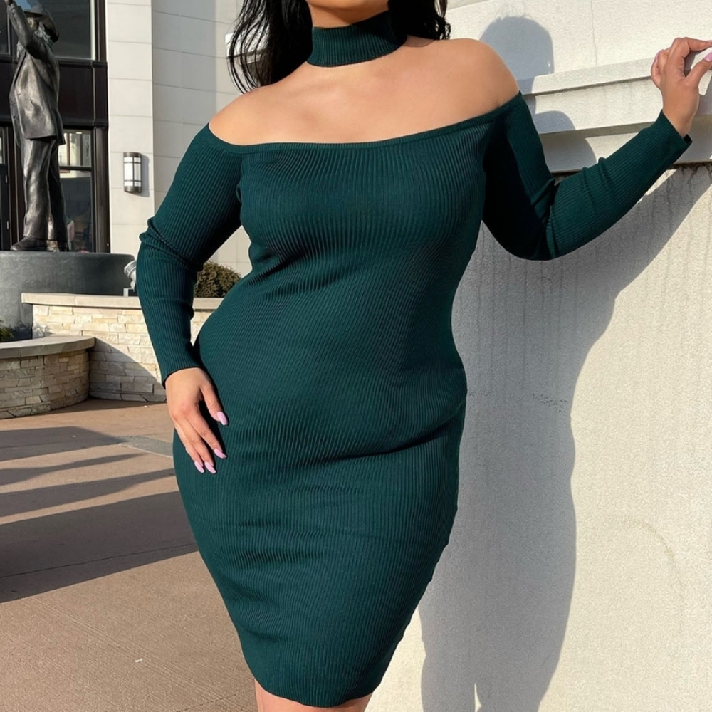 Hunter Green dress with choker detail
